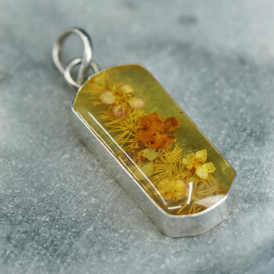 Vintage sterling silver handmade pendant, 925 resin flower