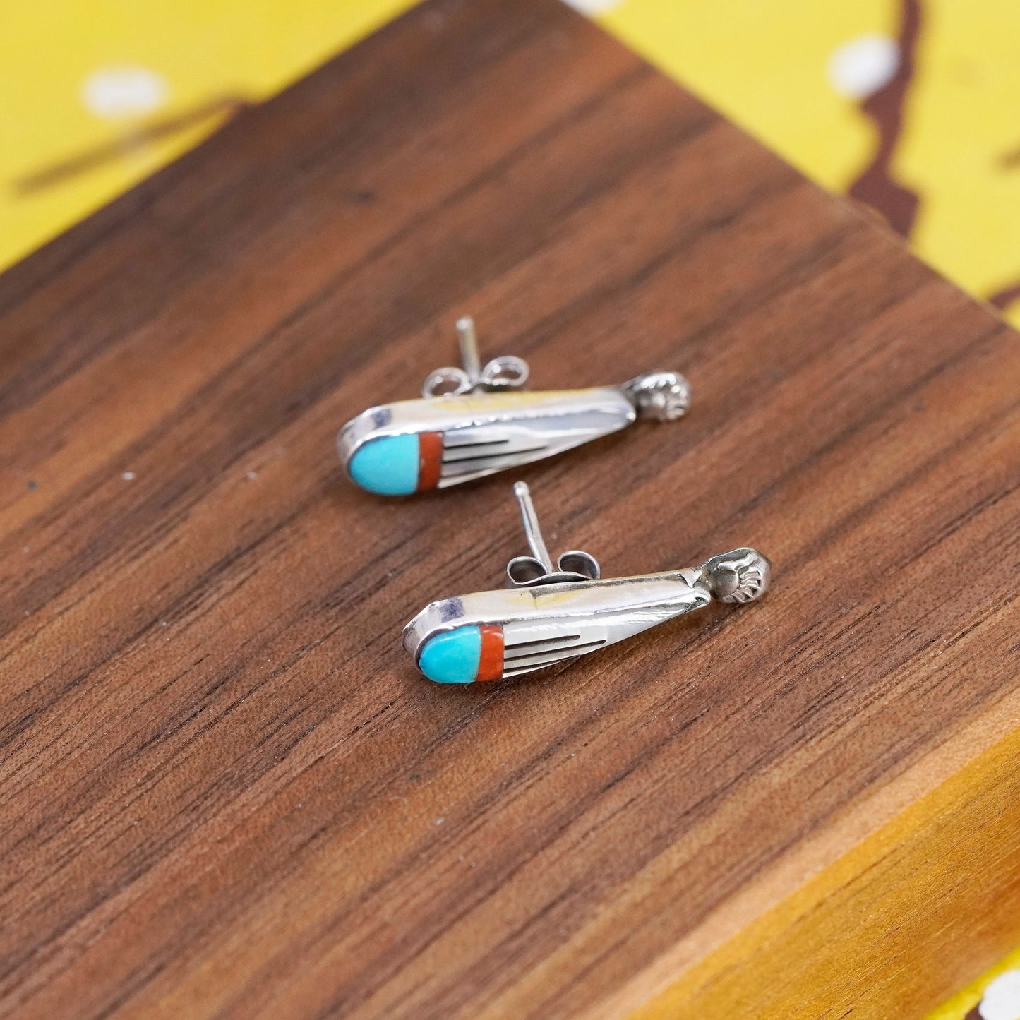 Zuni, Native American Sterling 925 silver zuni teardrop earrings w/ turquoise