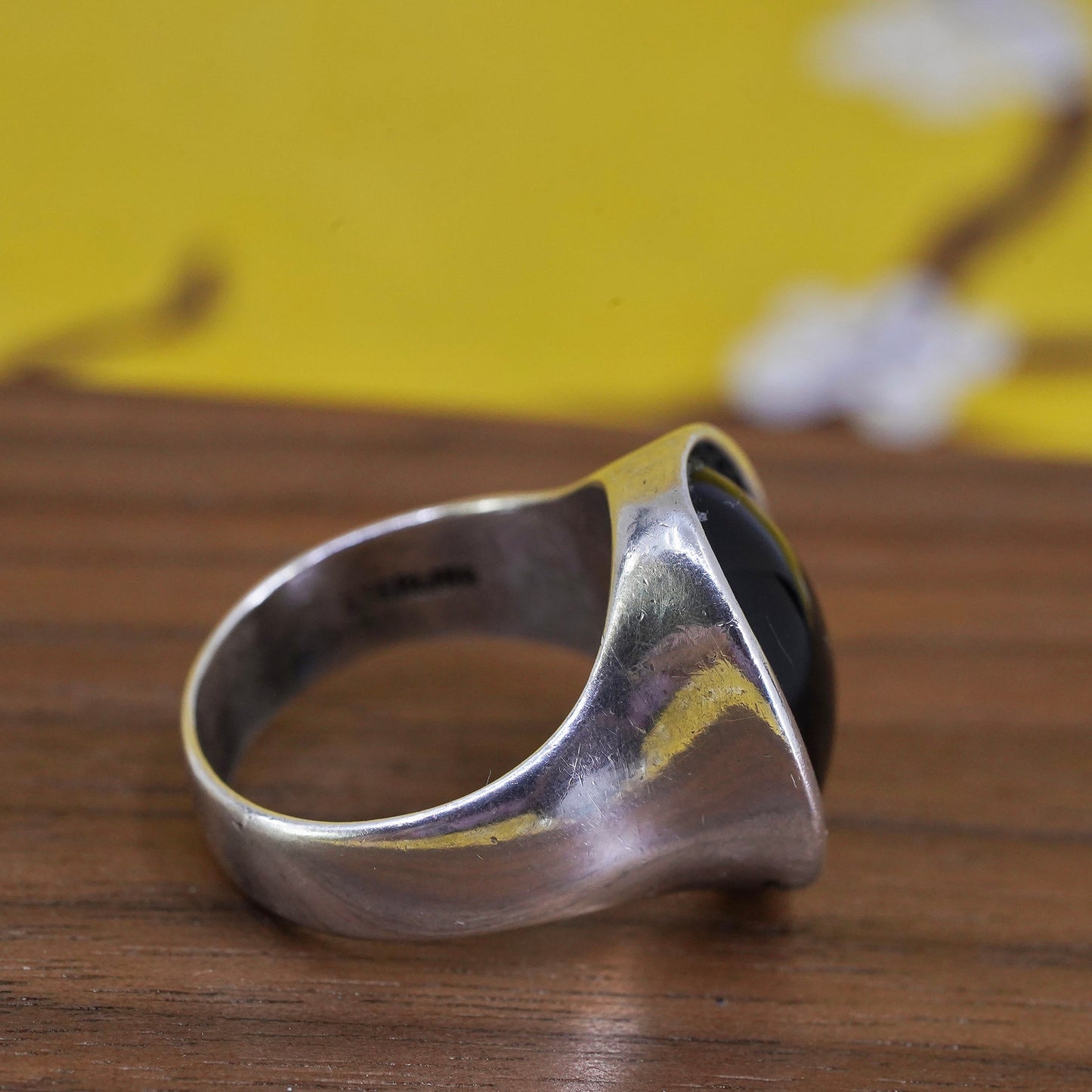 Size 7, VTG modern southwestern Sterling 925 silver handmade ring oval onyx