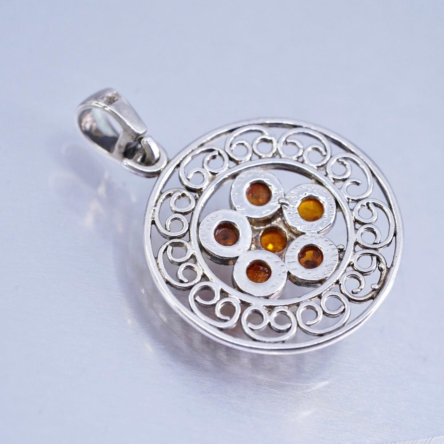 Vintage sterling 925 silver handmade filigree circle pendant with amber