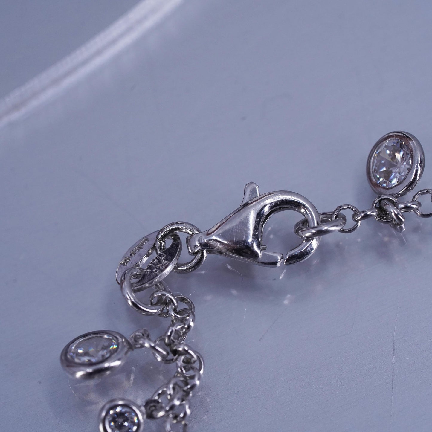 7.5”. Jewelry Sterling 925 silver bracelet, circle chain with cluster cz charms