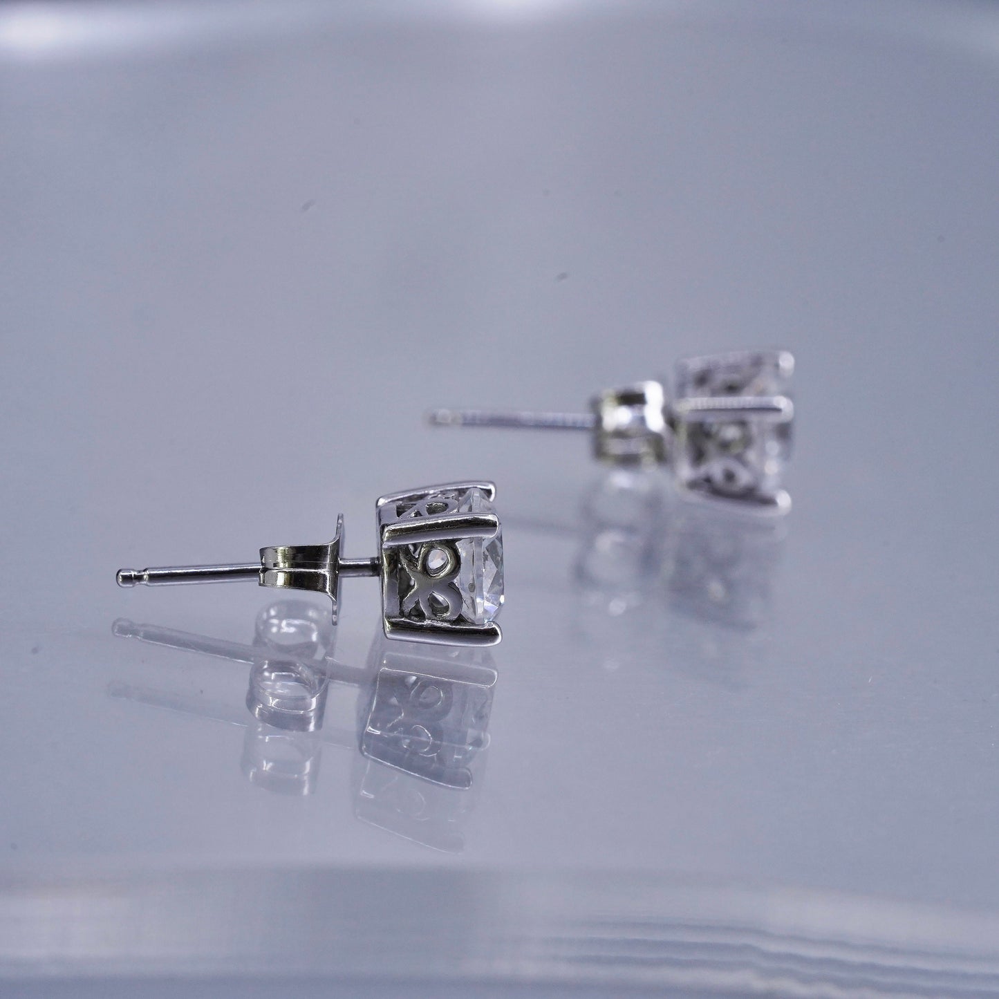 6mm Vintage Sterling 925 silver earrings, studs with round Cz inlay