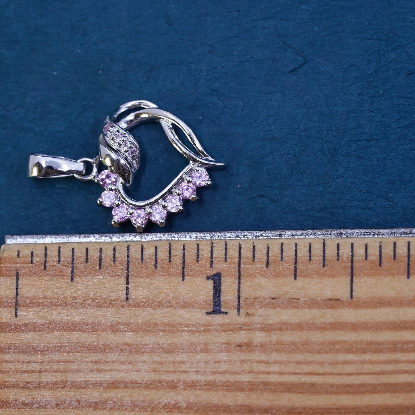 Vintage Sterling 925 silver heart pendant with cluster pink Cz