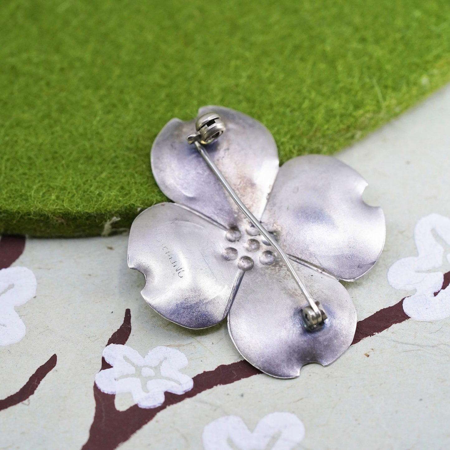 Vintage sterling silver dogwood flower shaped brooch, fine 925 silver brooch