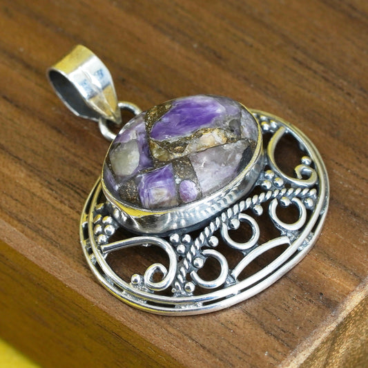 Sterling 925 silver handmade filigree pendant with oval shaped amethyst pendant