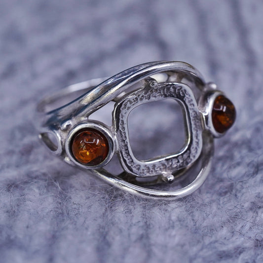 Size 7, vintage sterling 925 silver handmade ring with Amber
