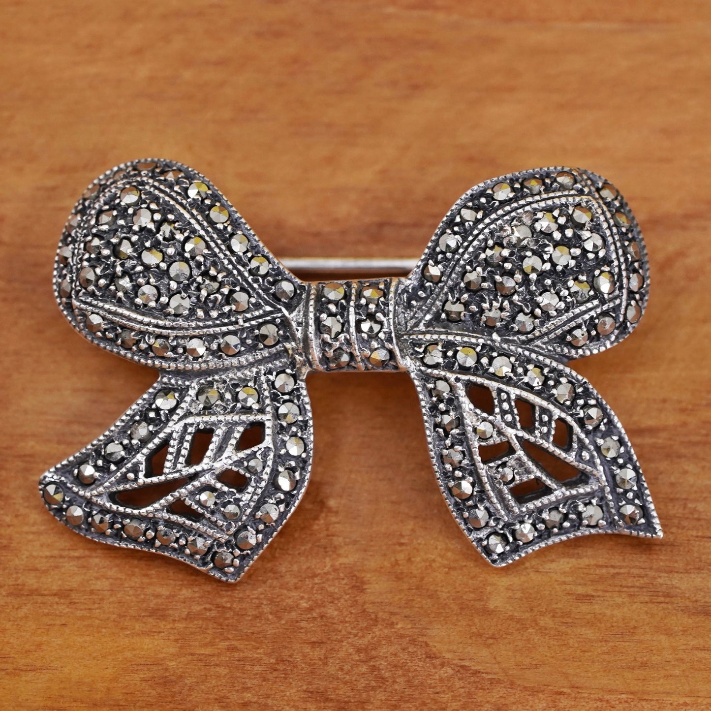 Judith Jack handmade sterling silver brooch, 925 ribbon bow tie with marcasite