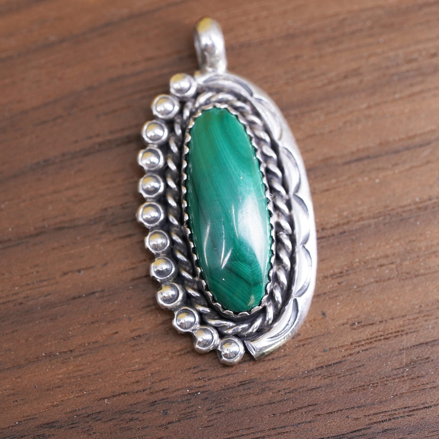 Native American Navajo Sterling 925 silver handmade pendant with malachite