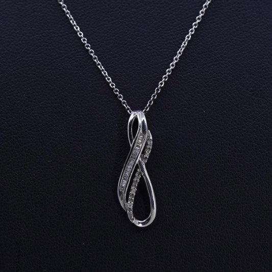 18”, Sterling silver necklace, 925 circle chain with entwined pendant diamonds