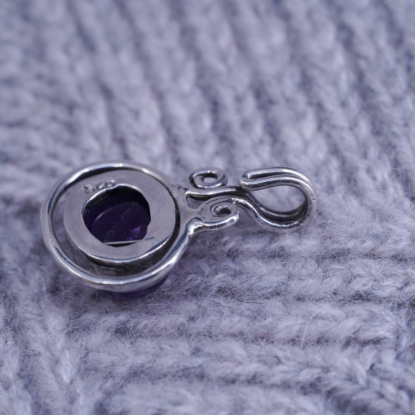 Vintage sterling 925 silver handmade pendant with oval amethyst