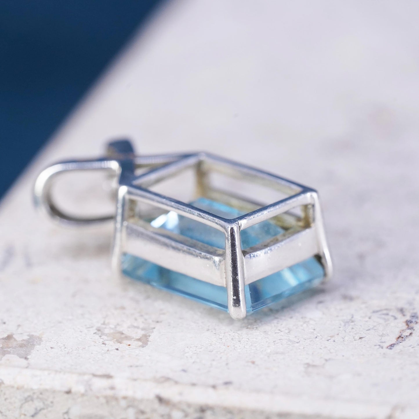 Vintage sterling 925 silver handmade pendant with emerald cut blue topaz