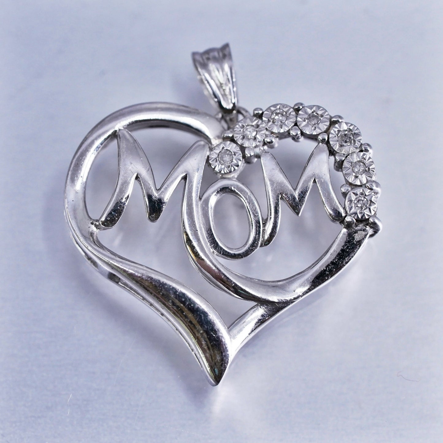 Vintage sterling 925 silver heart pendant with cluster diamond and mom