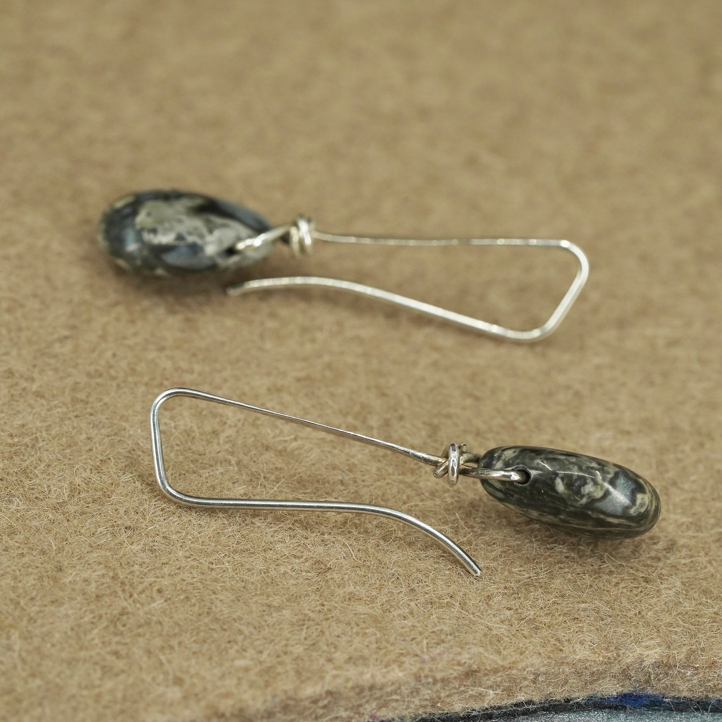 Vintage Mexico Sterling 925 silver handmade earrings with teardrop zebra agate