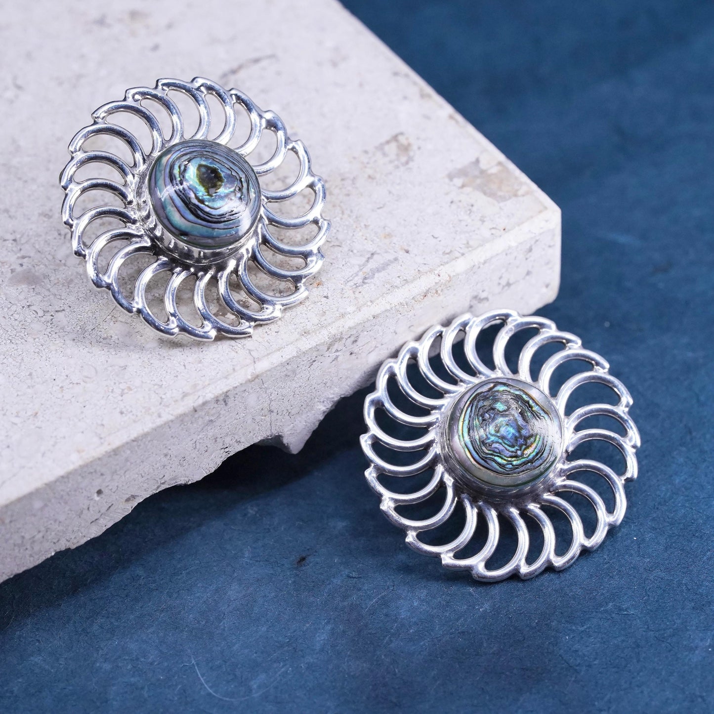 Vintage Mexican Sterling 925 silver handmade sun flower studs earrings abalone