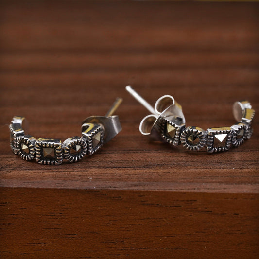 0.5”, Vintage Sterling 925 silver handmade Huggie earrings w/ marcasite details