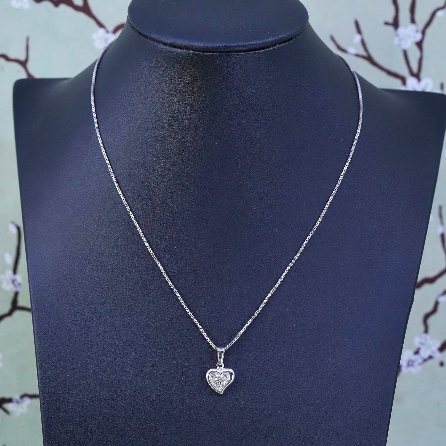 16”, Vintage sterling silver box chain necklace with cluster Cz heart pendant