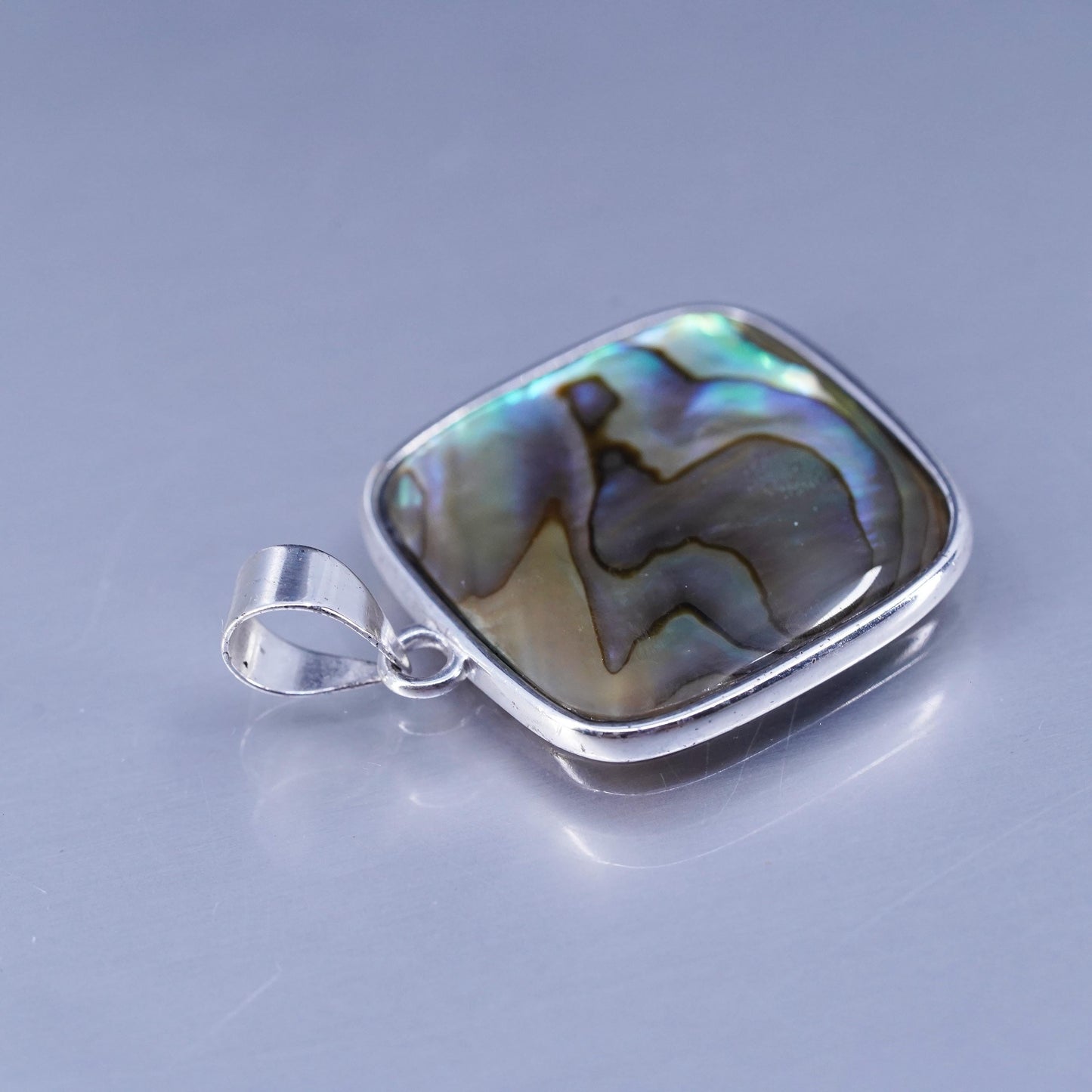 Vinatge sterling 925 silver handmade square pendant with abalone