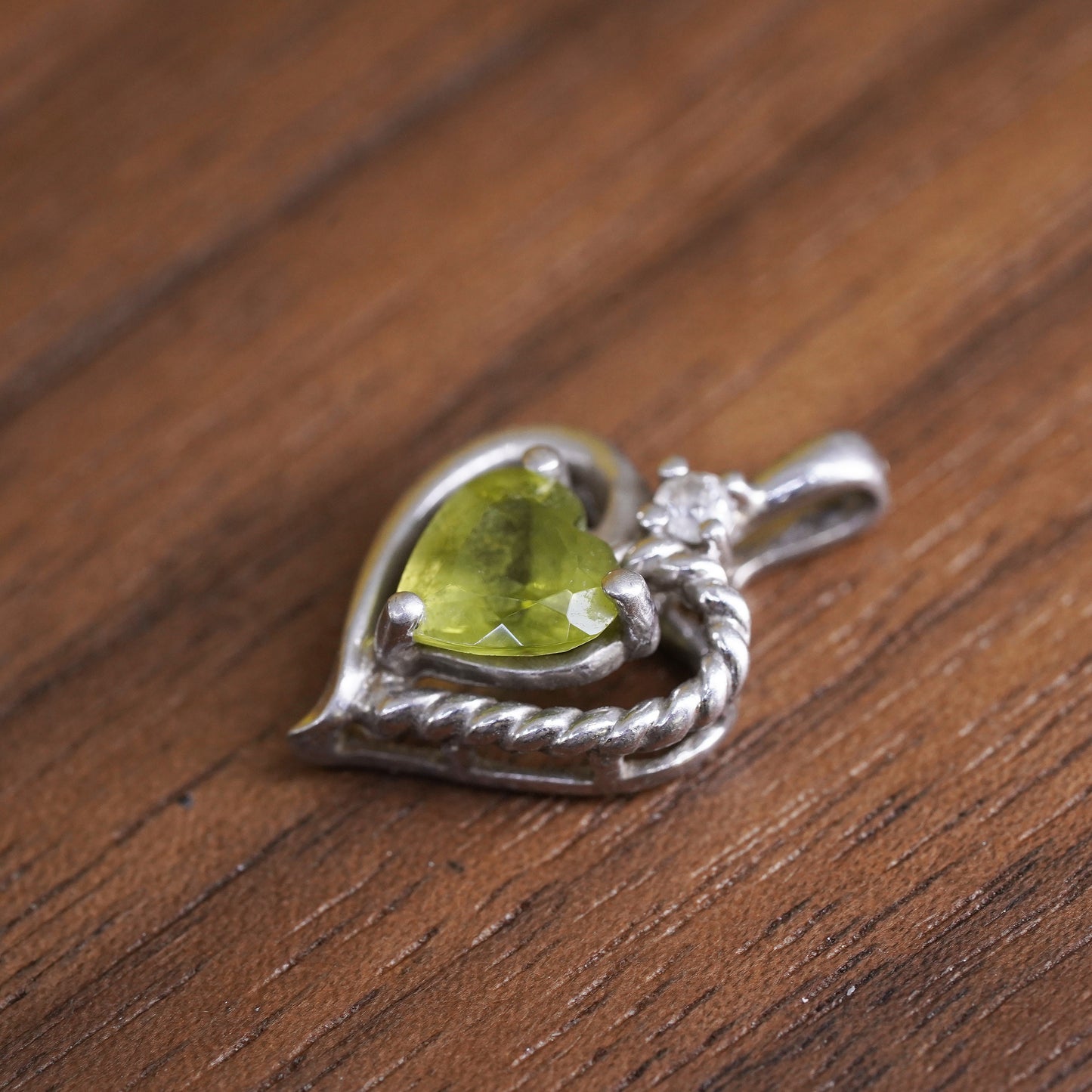 Vintage Sterling silver pendant, 925 heart pendant with peridot