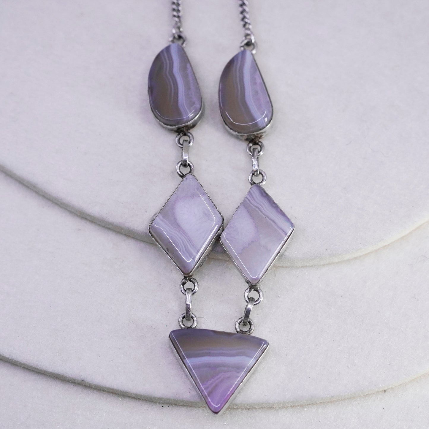 20”, Sterling 925 silver necklace with agate pendant triangular agate pendant