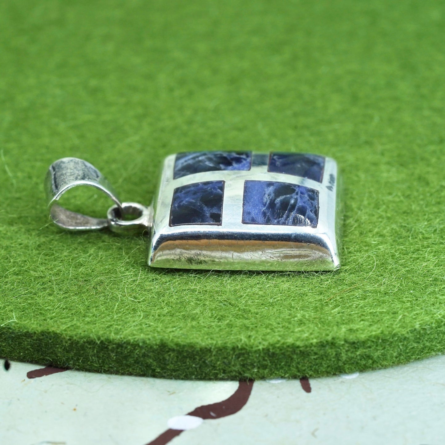 Vintage Mexican sterling 925 silver handmade pendant with sodalite inlay