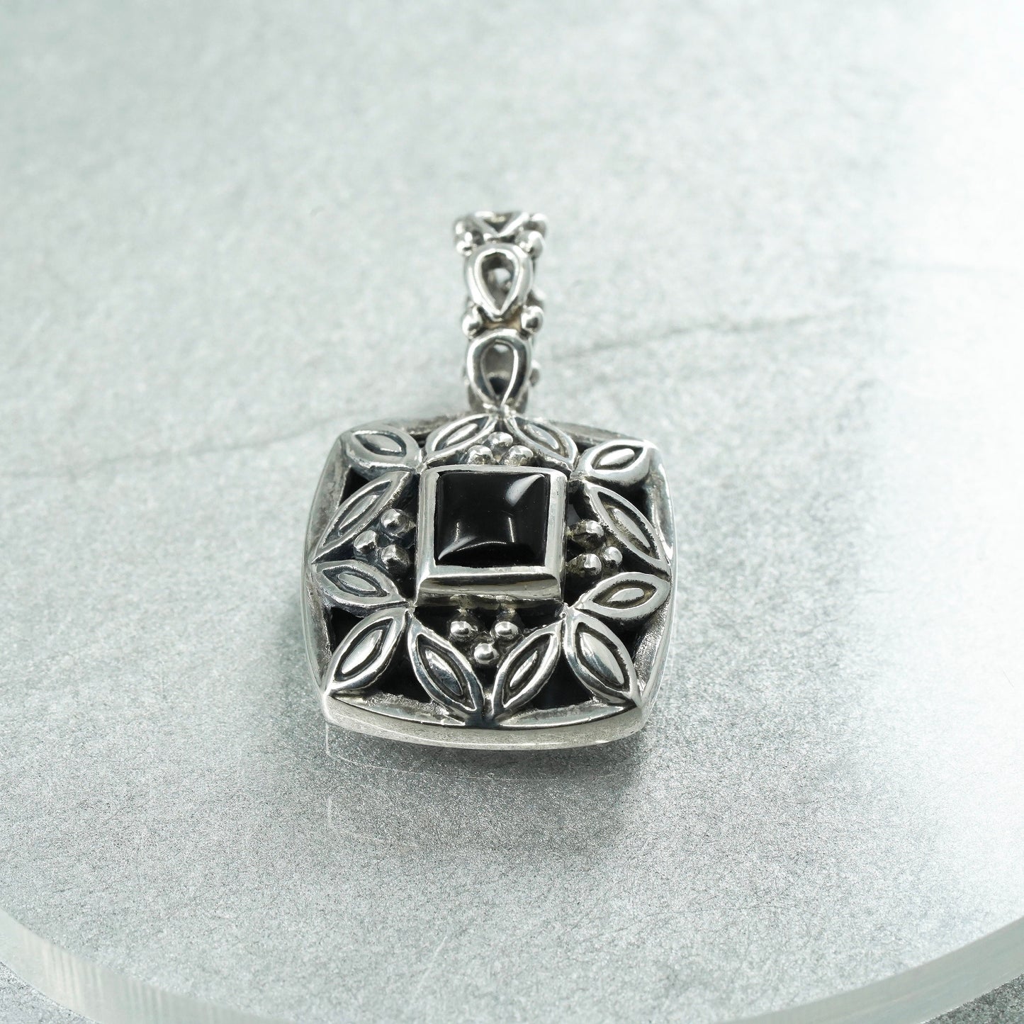 Vintage sterling 925 silver handmade rectangular pendant with onyx inlay