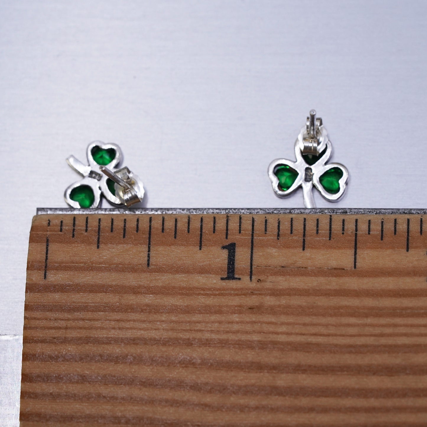 vintage Sterling silver green crystal clover studs earrings