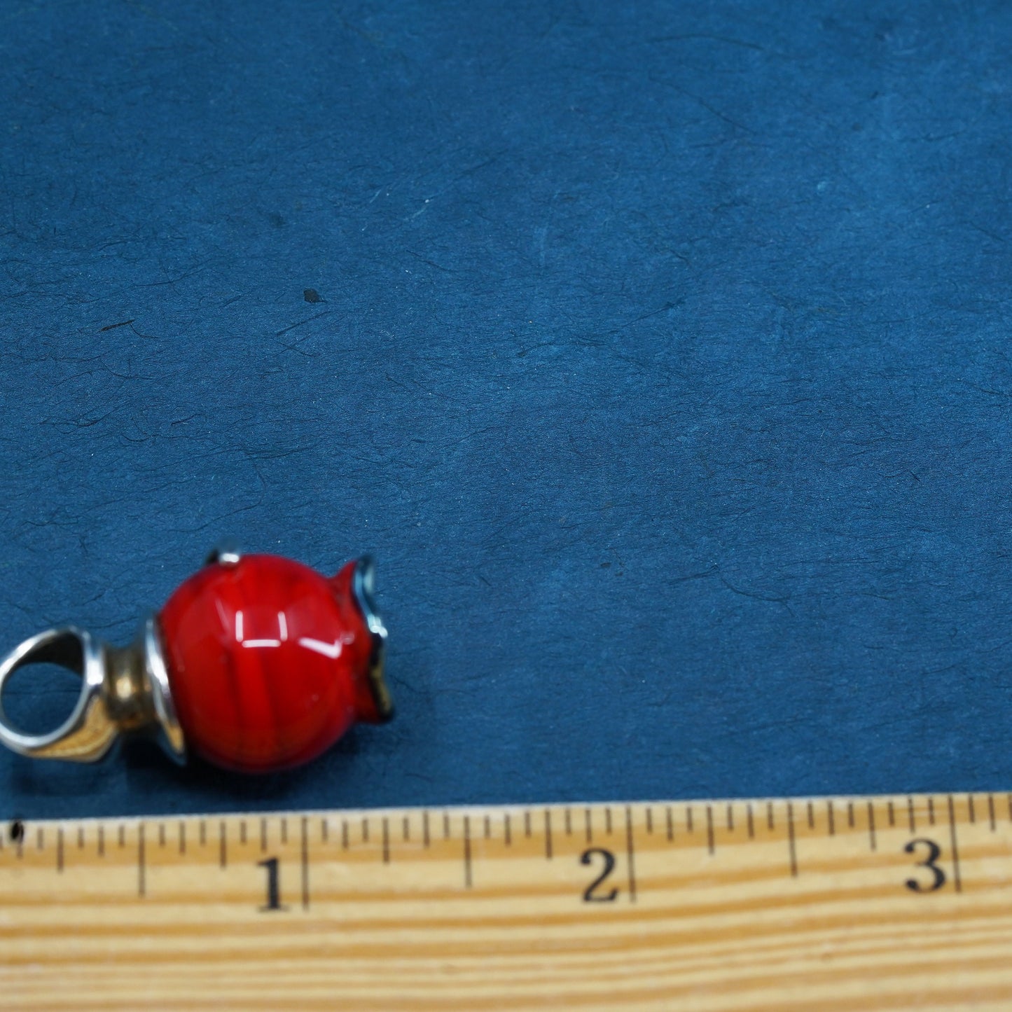 Vintage HG sterling silver 925 handmade pendant with red glass bead