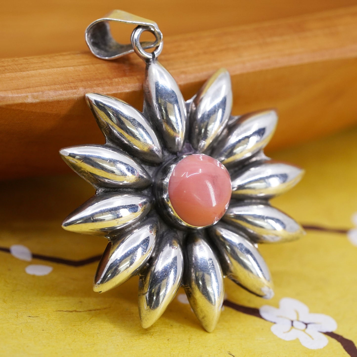 Vintage Mexican Sterling 925 silver handmade sun sunflower pendant red jasper