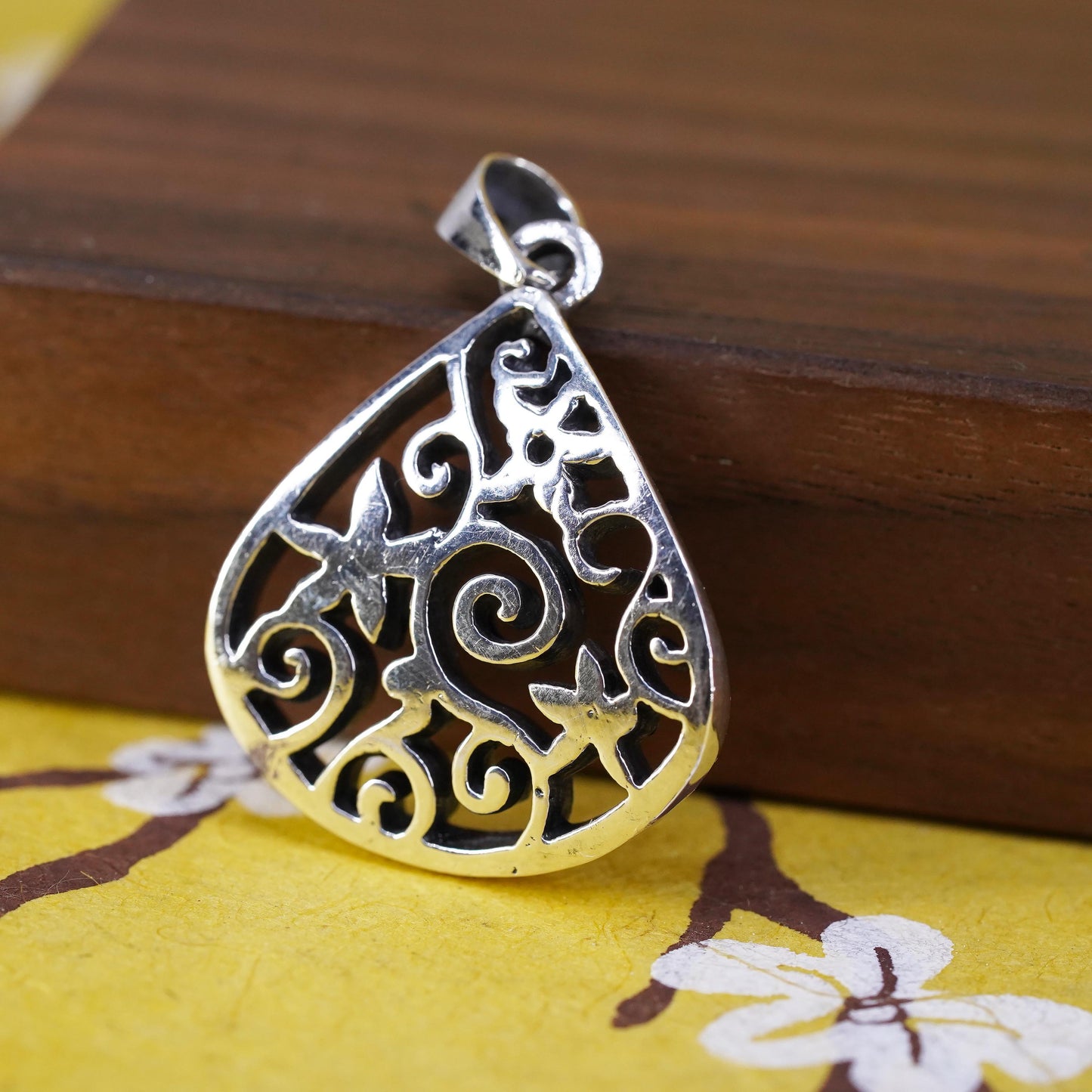 Vintage Sterling silver handmade pendant, 925 filigree puffy teardrop