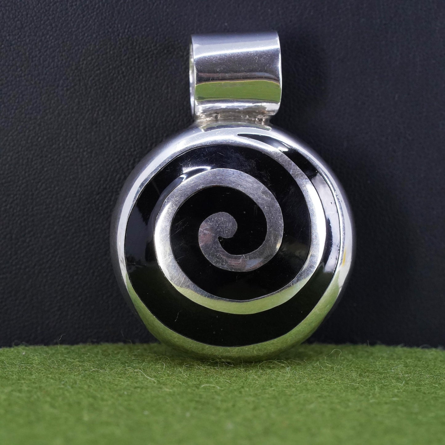 Mexican sterling silver 925 huge slide circle pendant with spiral black enamel