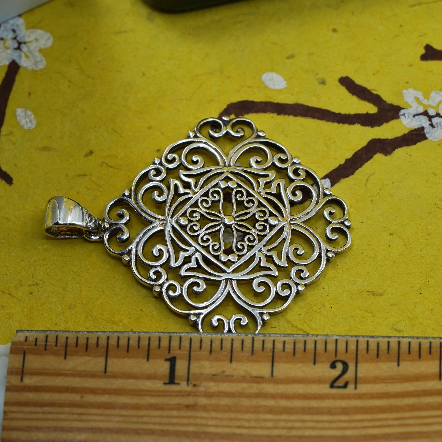 Vintage Sterling 925 silver handmade pendant, filigree diamond pendant