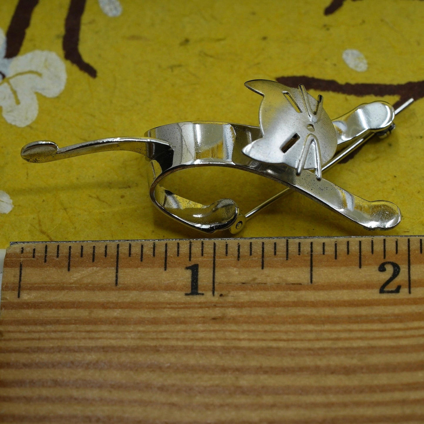 modern sterling 925 silver handmade kitty cat brooch pin with movement head