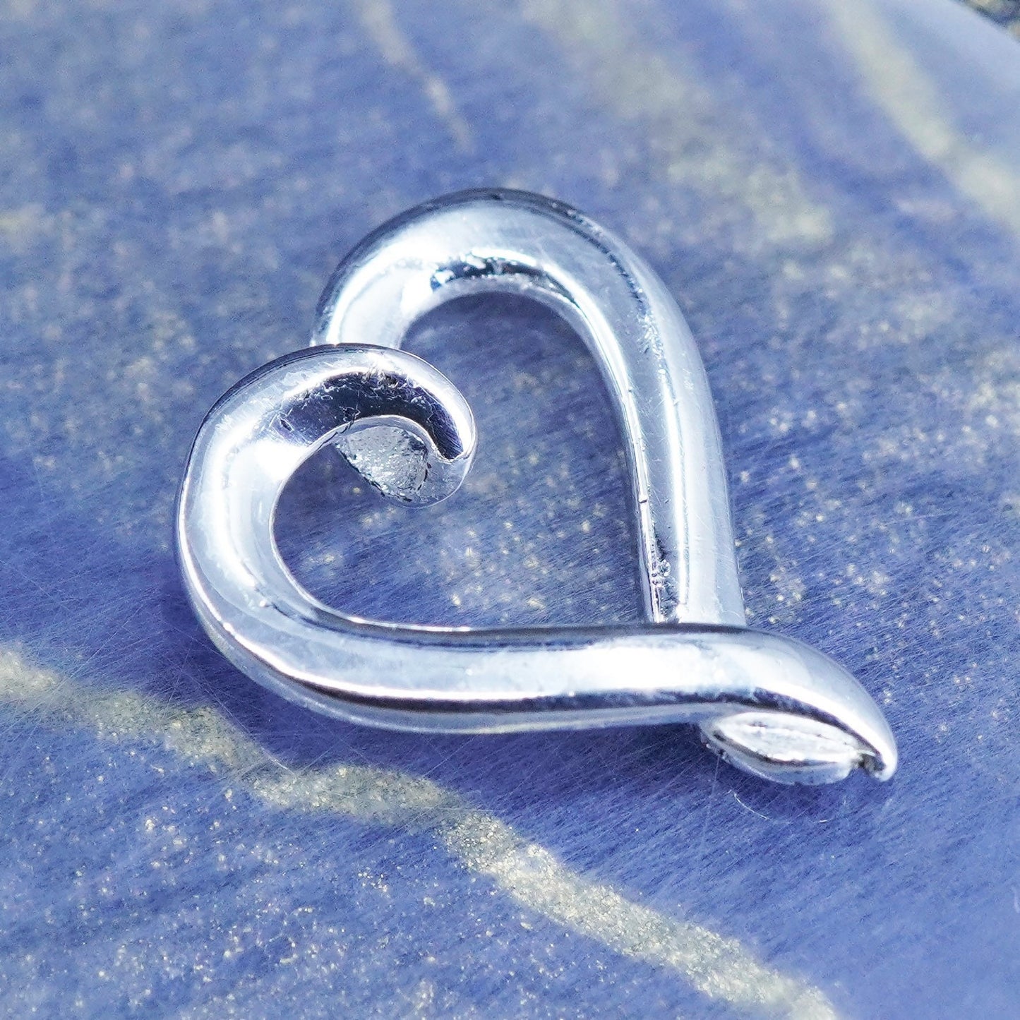 sterling silver pendant, 925 heart charm “a mother hold her child’s hands