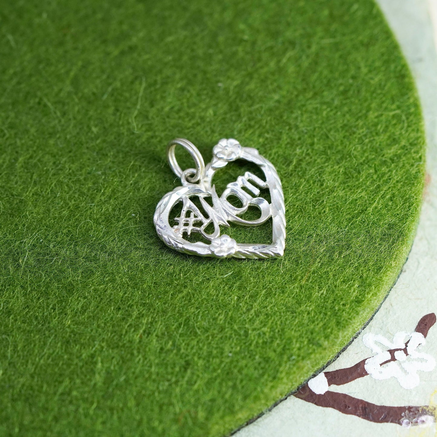 Sterling silver handmade pendant, filigree heart with “mom”, 925 silver pendant