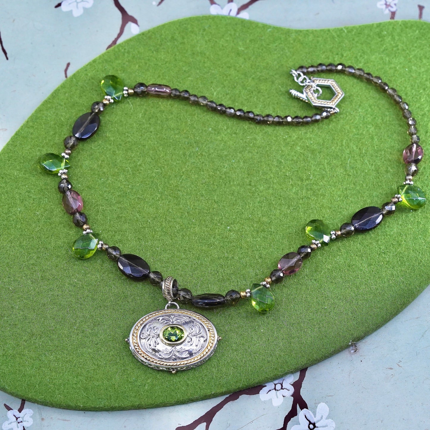 18”, two tone smoky quartz and peridot bead necklace with oval peridot pendant