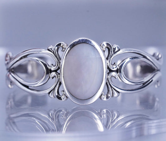 6”, vintage Kabana Sterling 925 silver bracelet, cuff with oval mother of pearl