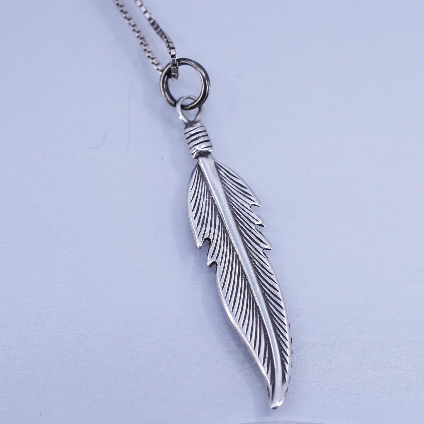 18”, vintage Sterling 925 silver box chain necklace with feather pendant