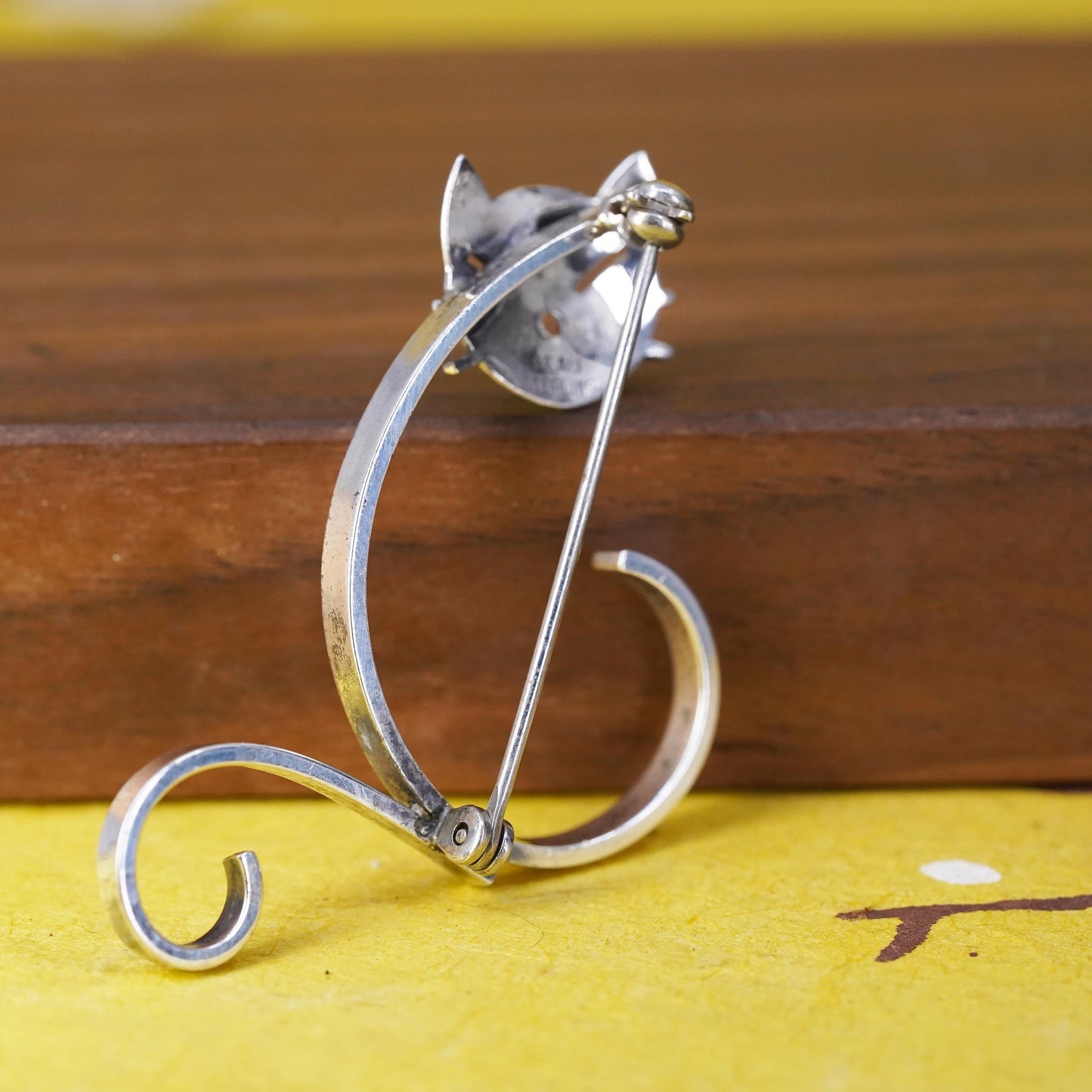 Vintage modern sterling 925 silver handmade kitty cat brooch pin