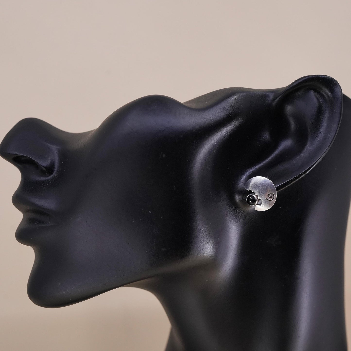 Vintage handmade single earring. Sterling 925 silver stud with onyx