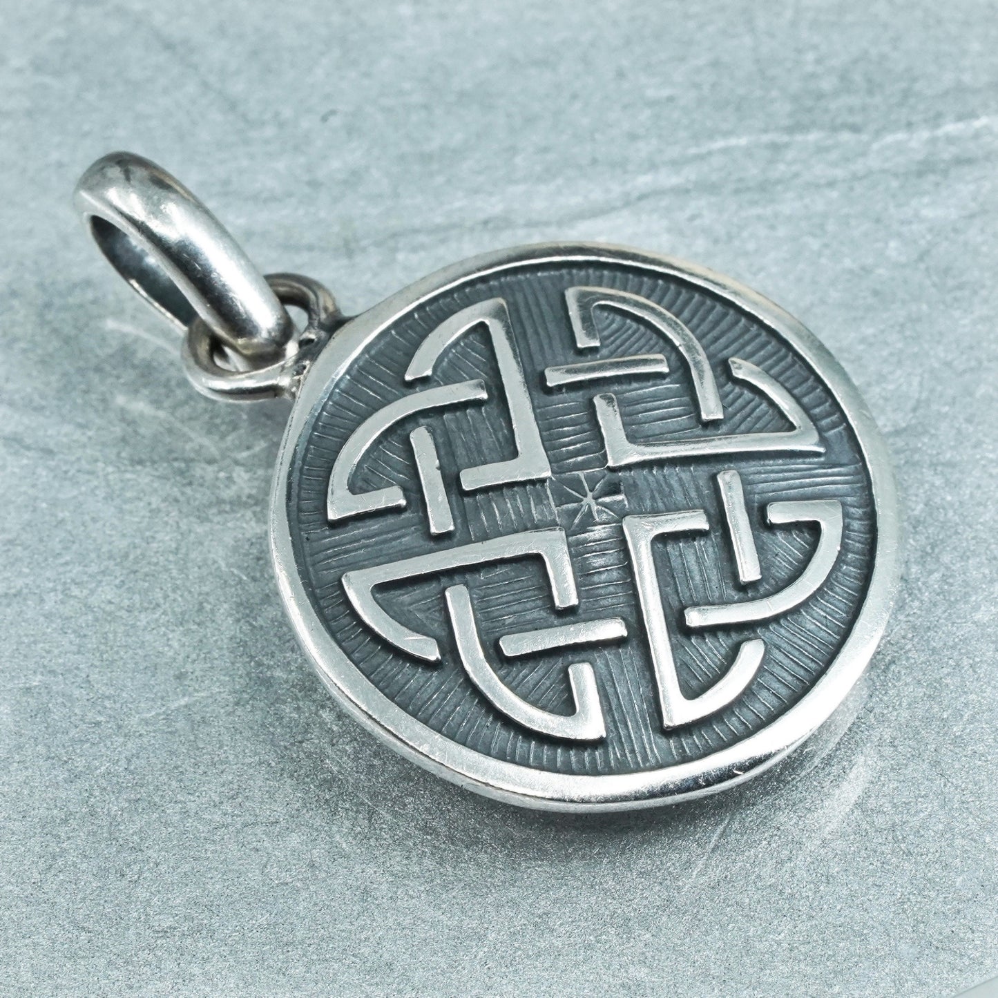 Vintage sterling 925 silver handmade Irish Celtic knot circle pendant
