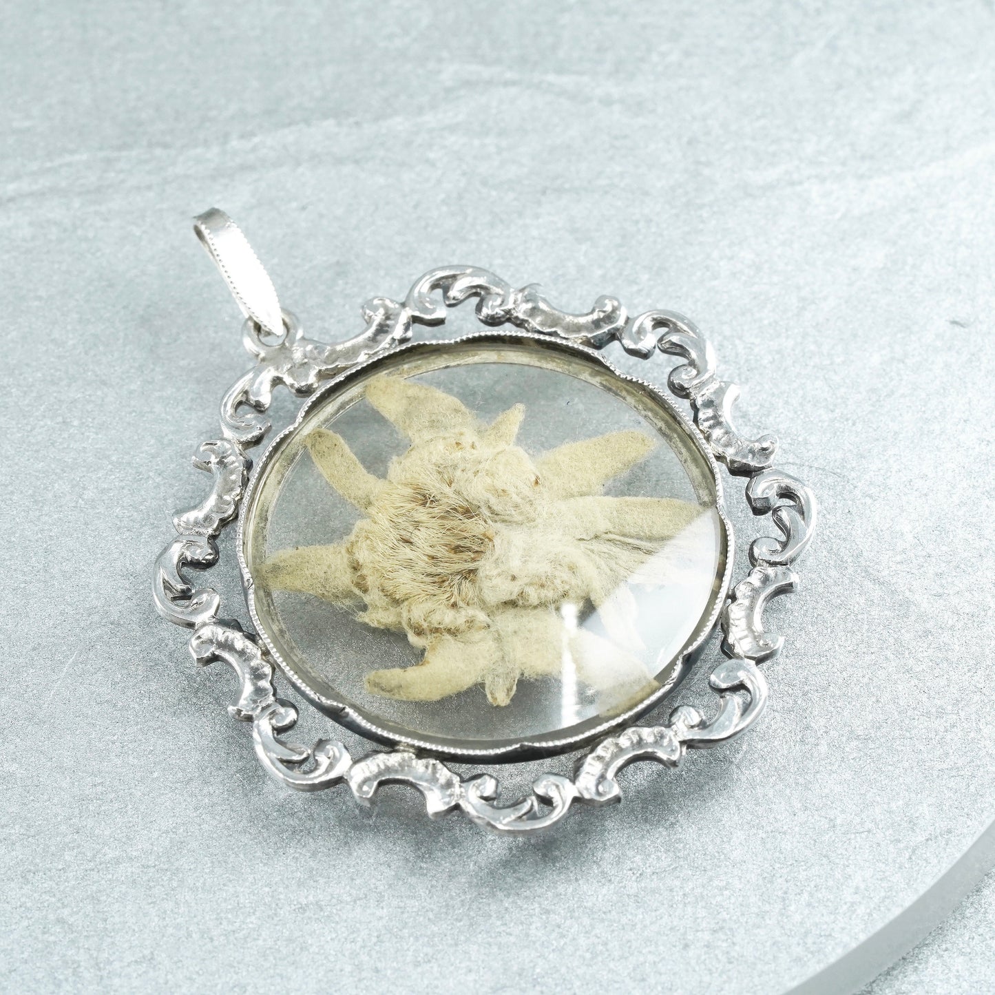 Vintage sterling silver handmade 925 flower pendant