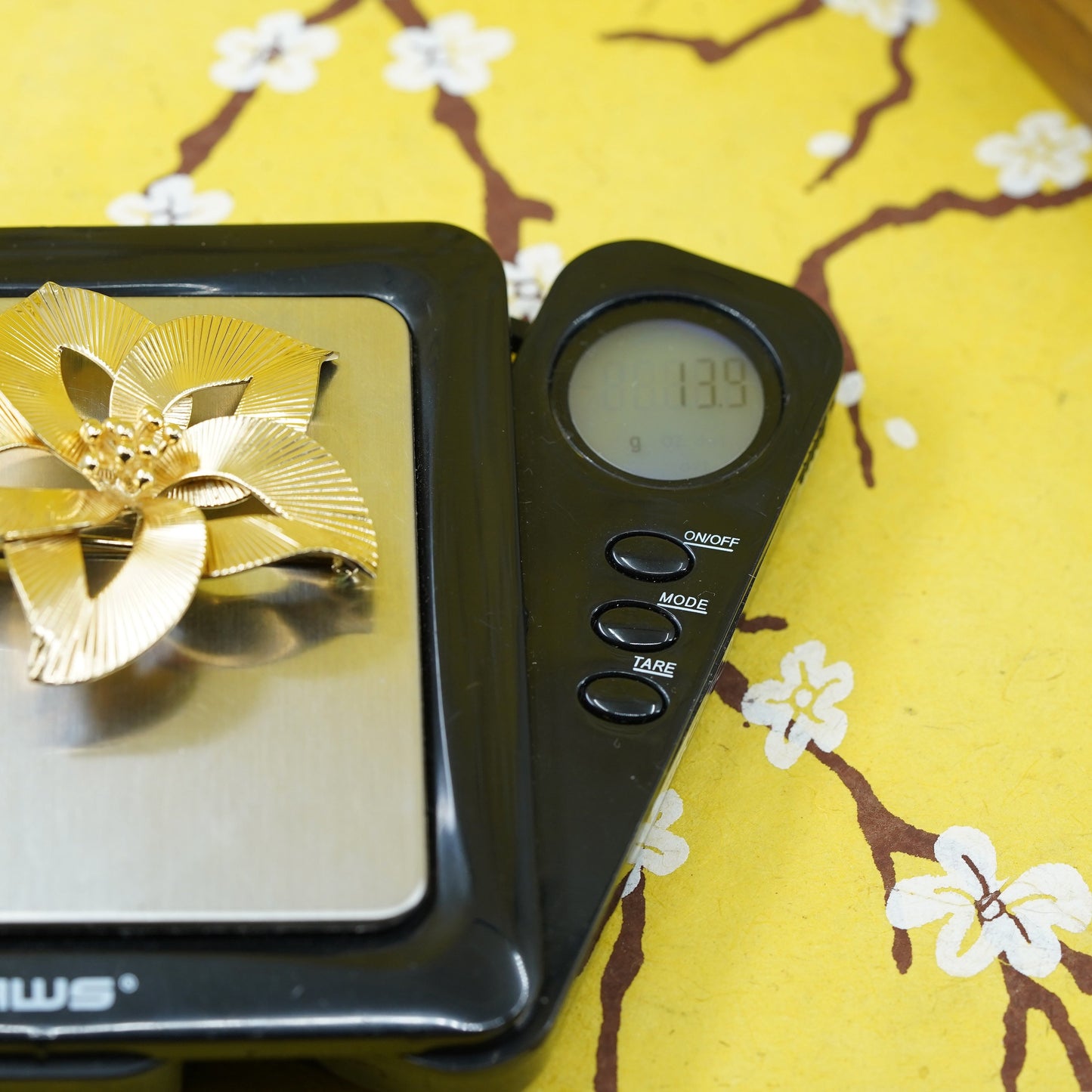 Vintage Napier vermeil yellow gold over sterling 925 silver flower brooch