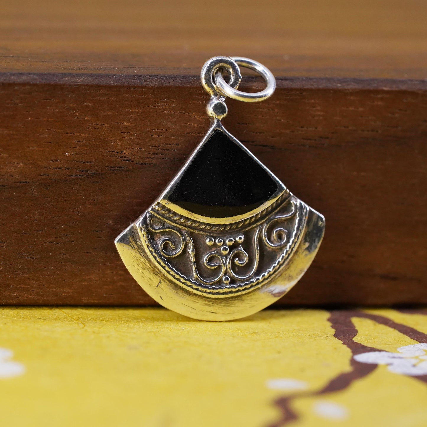 Vintage Sterling 925 silver handmade charm pendant with onyx