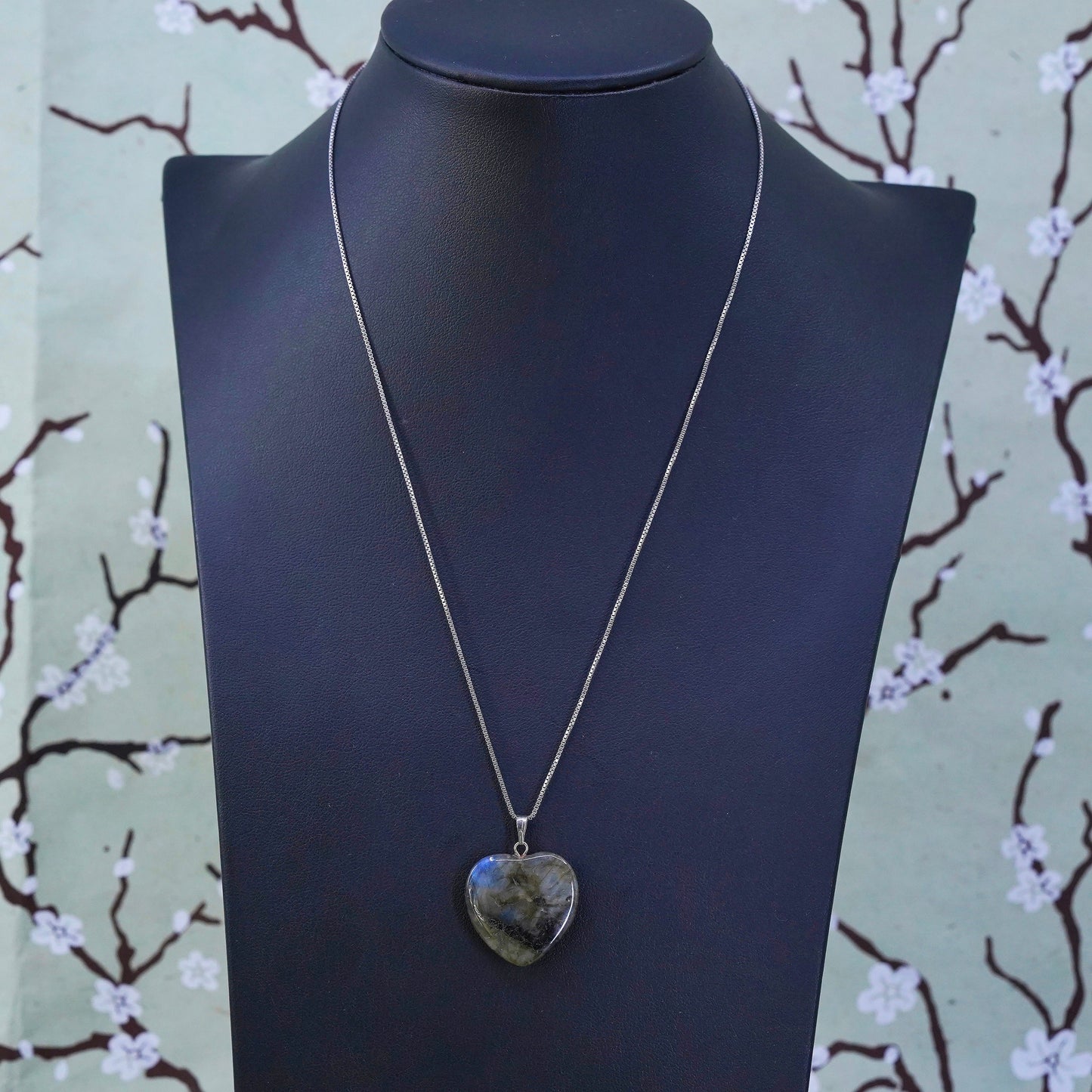 18", sterling silver handmade necklace, 925 box chain labradorite heart Pendant