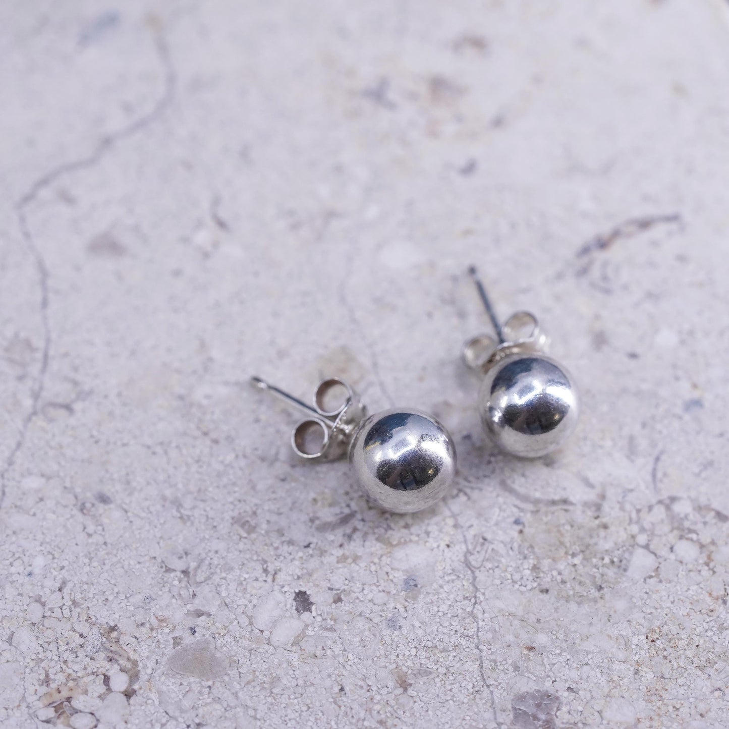 7mm Sterling silver studs earrings