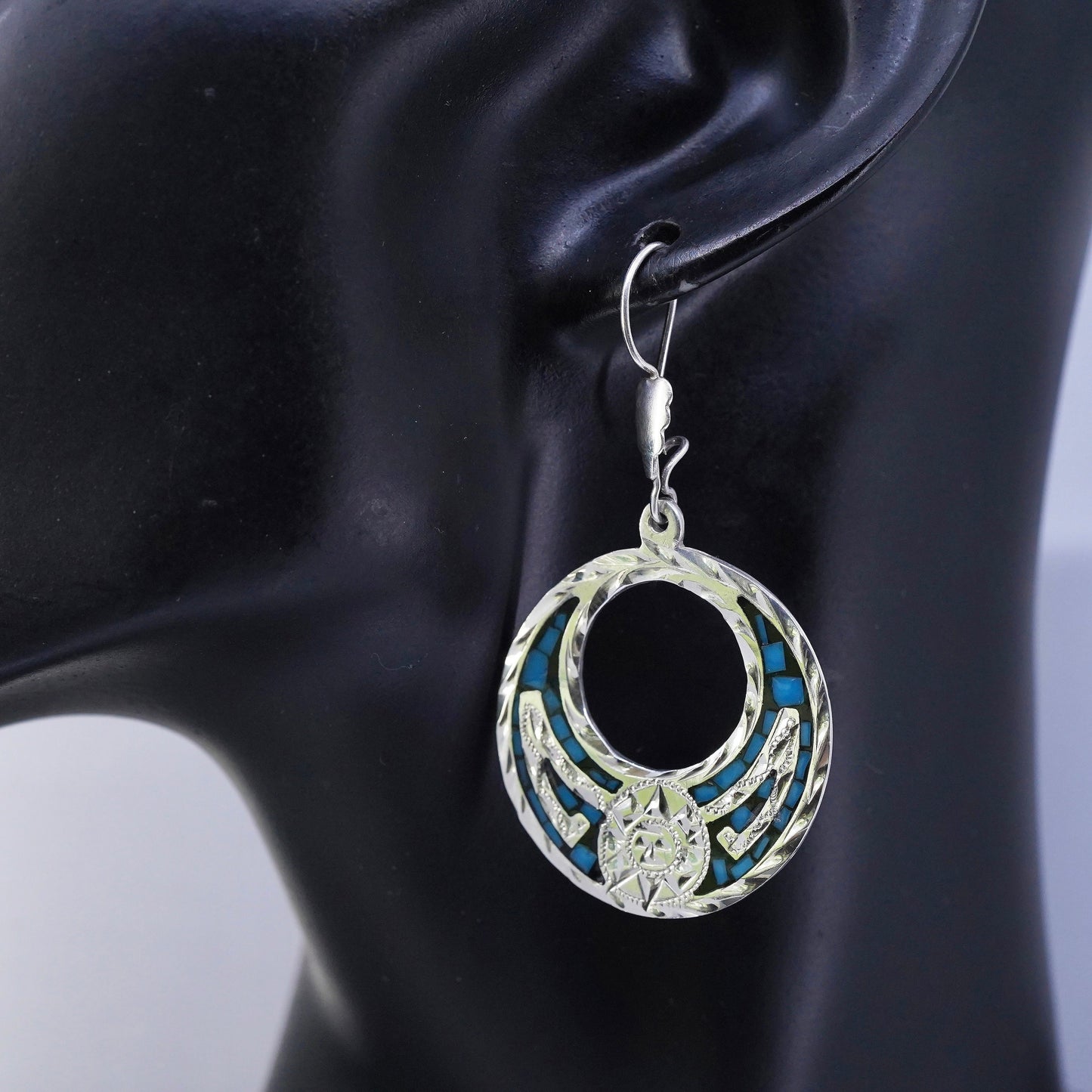 Mexican Sterling 925 silver handmade circle earrings with turquoise chips inlay