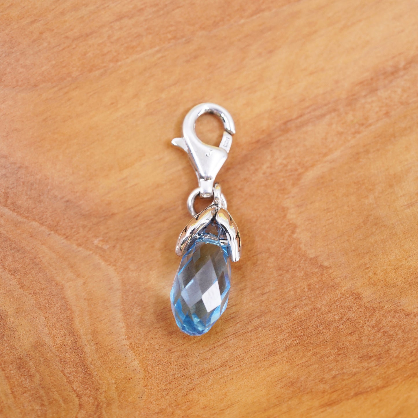 Vintage Sterling silver 925 pendant with teardrop blue topaz