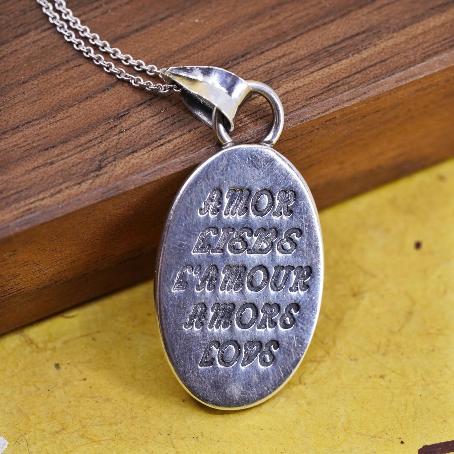 18", Carolee Sterling 925 silver necklace, oval pendant amor liebe amour amour