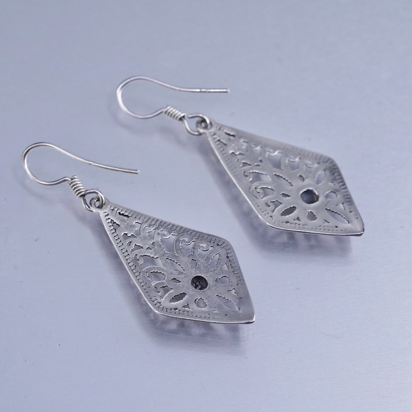 Vintage Sterling 925 silver handmade diamond shaped filigree earrings