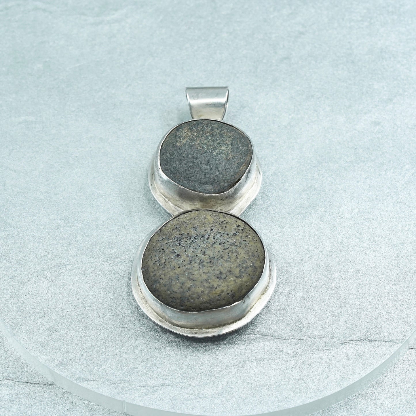 Vintage sterling 925 silver handmade pendant with rocks